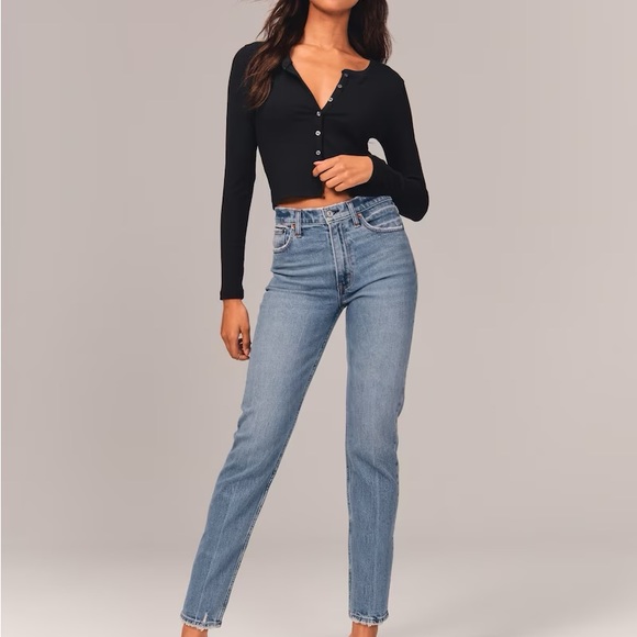 ABERCROMBIE & FITCH • The Mom High Rise Jean • Blue • sz 28/ 6s •’ - Picture 8 of 8